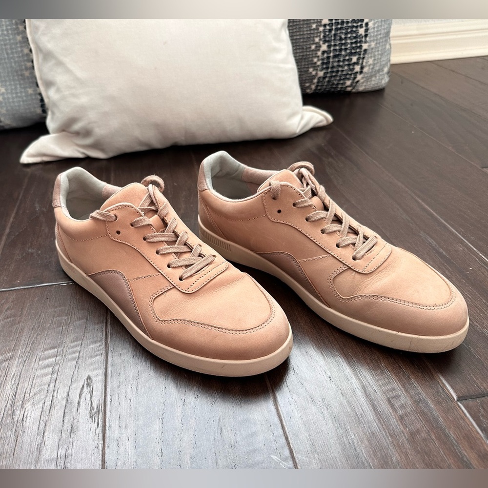Everlane Court Sneaker - Women’s size 9.5 (Color: Dusty Rose Nubuck)